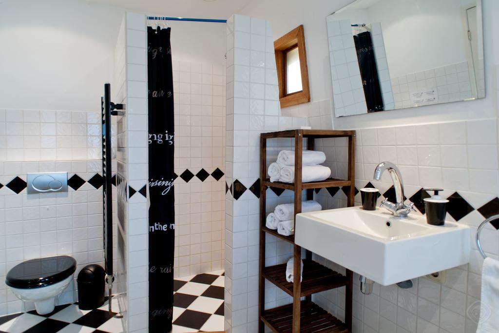 Canal Holiday Apartment Amsterdam Pokój zdjęcie
