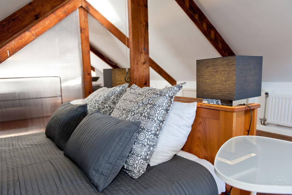 Canal Holiday Apartment Amsterdam Pokój zdjęcie
