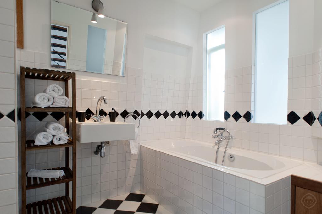 Canal Holiday Apartment Amsterdam Pokój zdjęcie